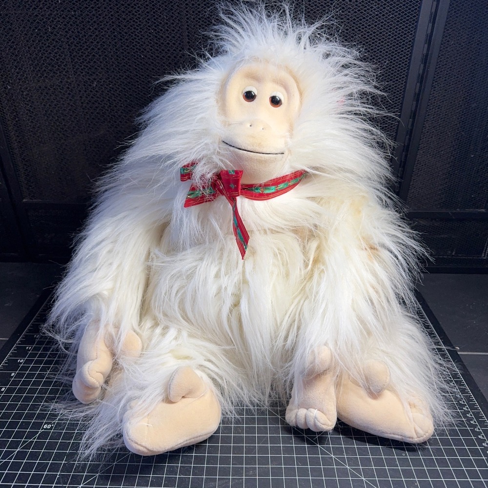 Vintage 1988 Plush Creations White Orangutan Large Shaggy Monkey Holiday Ribbon